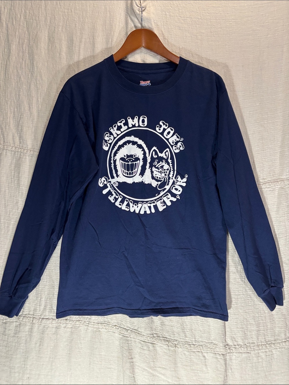 Eskimo Joe’s Stillwater OK Graphic Long Sleeve Shirt Navy Blue Hanes Beefy T Med - Picture 1 of 7